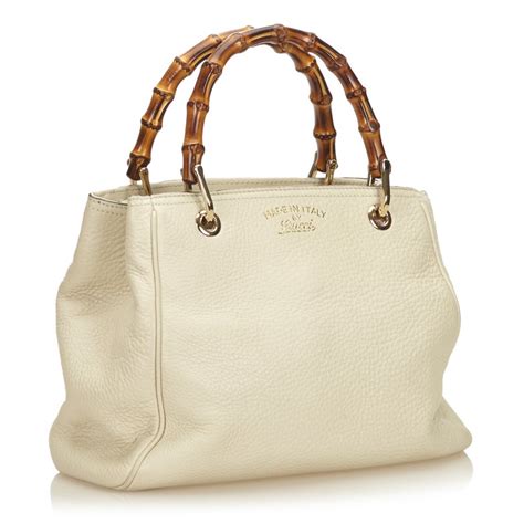 borsa gucci vintage in pelle bianca manico bambu|Borse Gucci in Pelle Bianco .